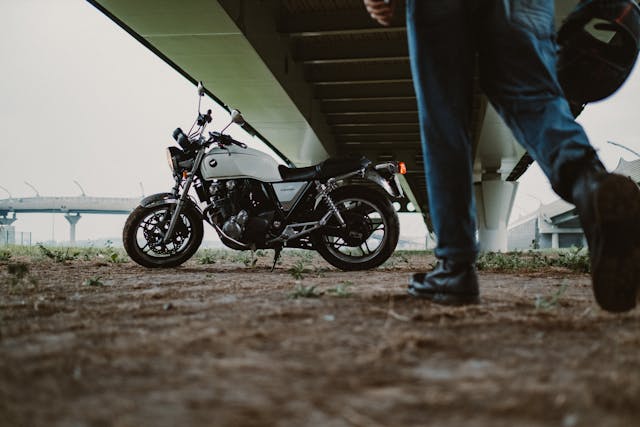 Débuter sur deux roues : les règles à connaître avant de passer à la vitesse supérieure